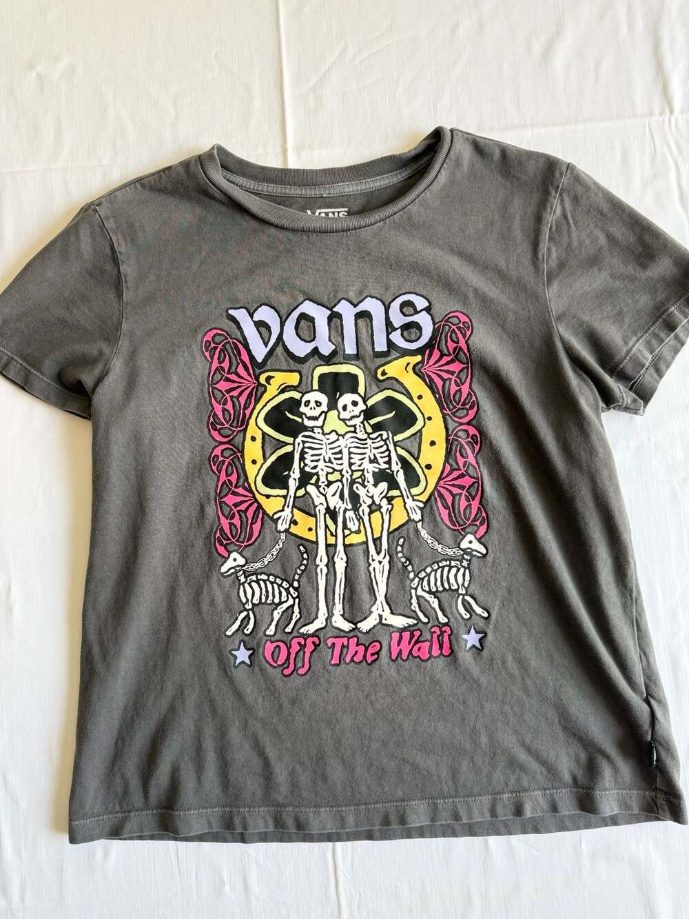 Vans Bodean CropTee Size Large Gray Skeleton Graphic T-Shirt graphic tee